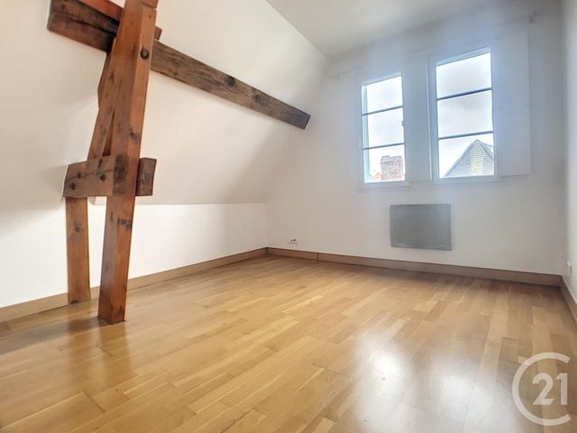 Appartement F3 &agrave; louer - 3 pi&egrave;ces - 51,70 m2 - Auxerre - 89 - BOURGOGNE