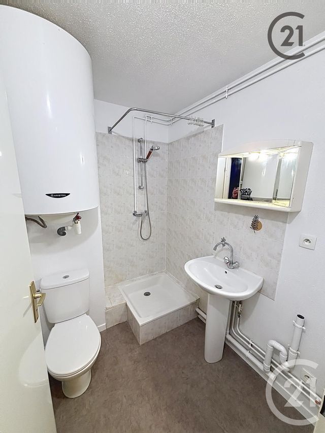 Appartement F2 &agrave; vendre - 2 pi&egrave;ces - 33 m2 - Auxerre - 89 - BOURGOGNE