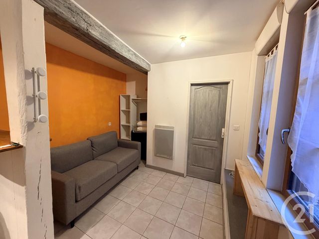 Appartement Studio &agrave; louer - 1 pi&egrave;ce - 17,08 m2 - Auxerre - 89 - BOURGOGNE