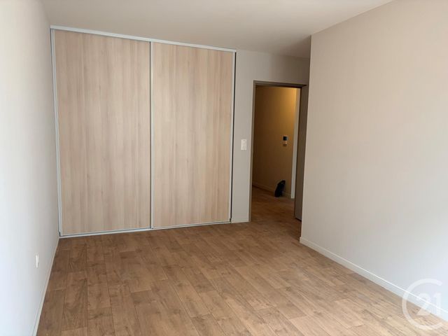 Appartement F3 &agrave; louer - 3 pi&egrave;ces - 73 m2 - Auxerre - 89 - BOURGOGNE