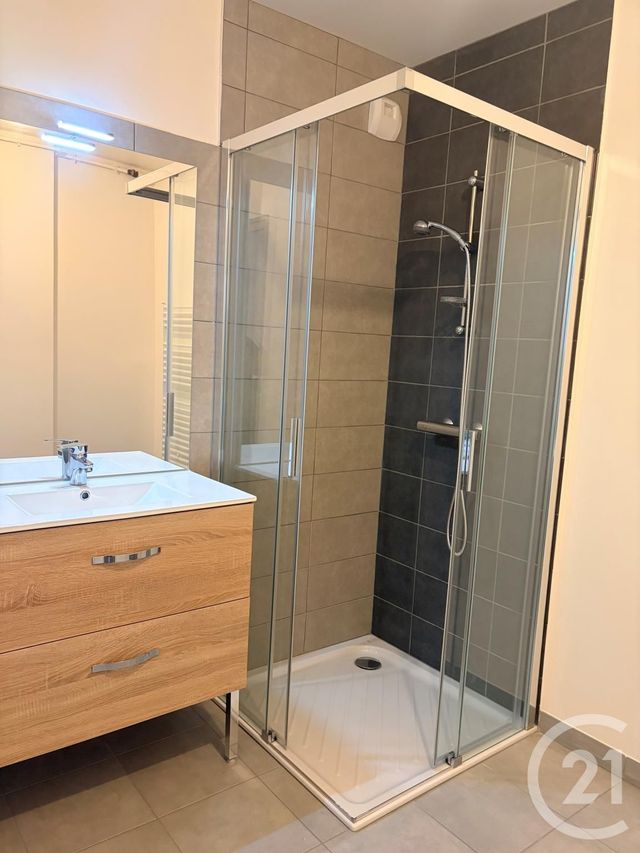 Appartement F3 &agrave; louer - 3 pi&egrave;ces - 88 m2 - Auxerre - 89 - BOURGOGNE