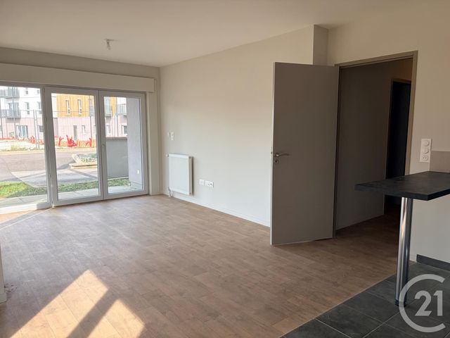 Appartement F3 &agrave; louer - 3 pi&egrave;ces - 88 m2 - Auxerre - 89 - BOURGOGNE