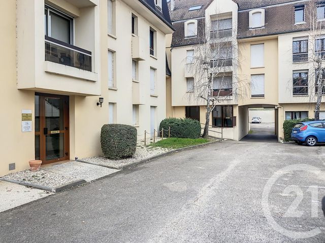 Appartement F2 &agrave; louer - 2 pi&egrave;ces - 45 m2 - Auxerre - 89 - BOURGOGNE