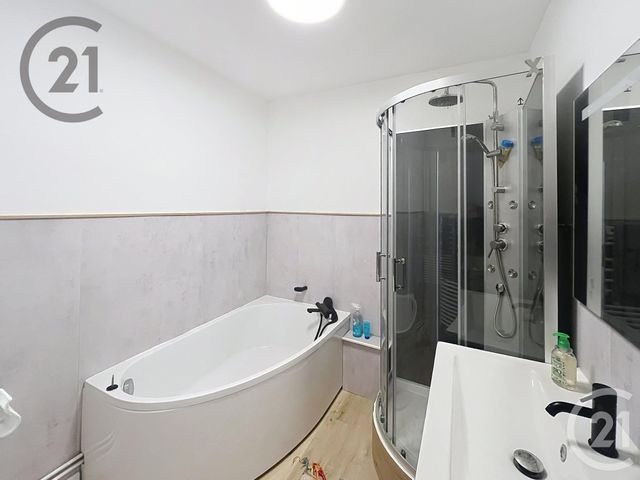 Appartement F3 &agrave; vendre - 4 pi&egrave;ces - 70,22 m2 - Auxerre - 89 - BOURGOGNE