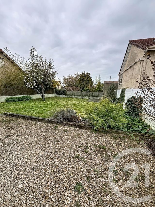 Appartement F3 &agrave; louer - 3 pi&egrave;ces - 87 m2 - Auxerre - 89 - BOURGOGNE