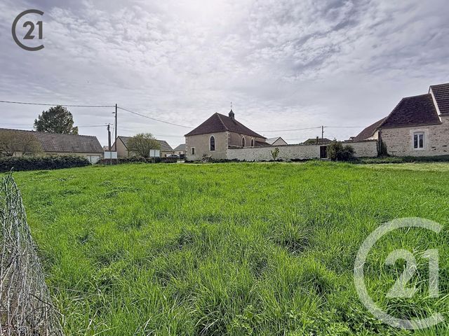 terrain - AUXERRE - 89