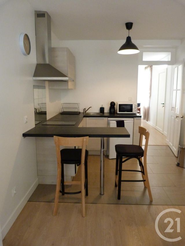 Appartement F2 &agrave; louer - 2 pi&egrave;ces - 35,50 m2 - Auxerre - 89 - BOURGOGNE