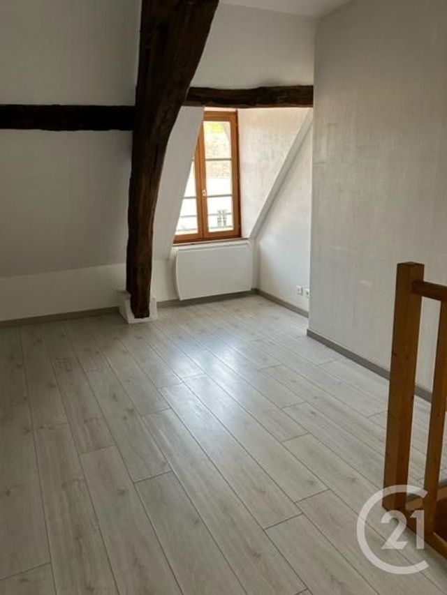 Appartement F2 &agrave; louer - 2 pi&egrave;ces - 37,20 m2 - St Bris Le Vineux - 89 - BOURGOGNE