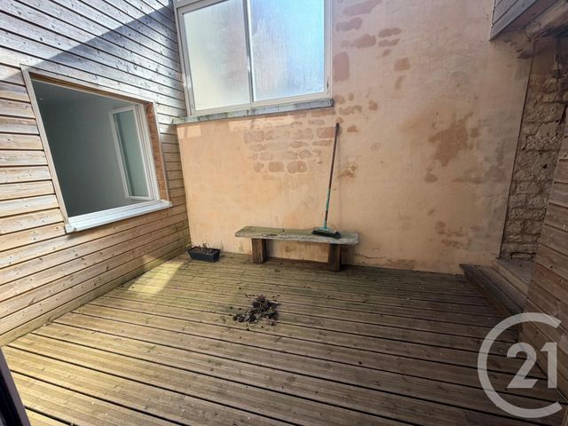 Appartement T2 &agrave; louer - 2 pi&egrave;ces - 57,34 m2 - Courson Les Carrieres - 89 - BOURGOGNE