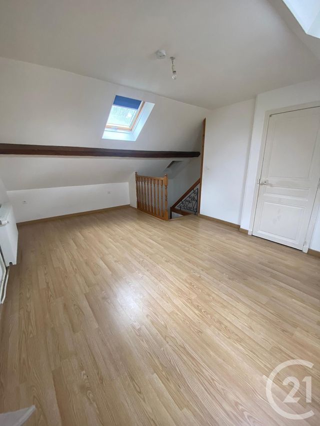 Maison &agrave; louer - 4 pi&egrave;ces - 74 m2 - Auxerre - 89 - BOURGOGNE