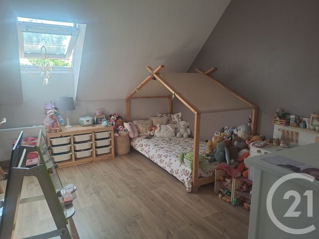 Maison &agrave; louer - 4 pi&egrave;ces - 80 m2 - Chevannes - 89 - BOURGOGNE