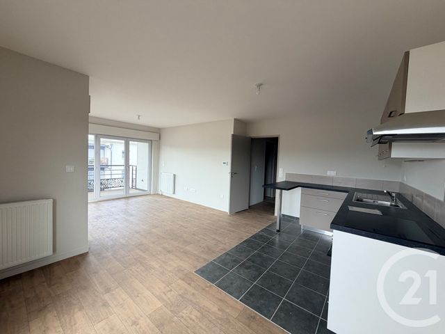 Appartement F4 &agrave; louer - 4 pi&egrave;ces - 82,28 m2 - Auxerre - 89 - BOURGOGNE