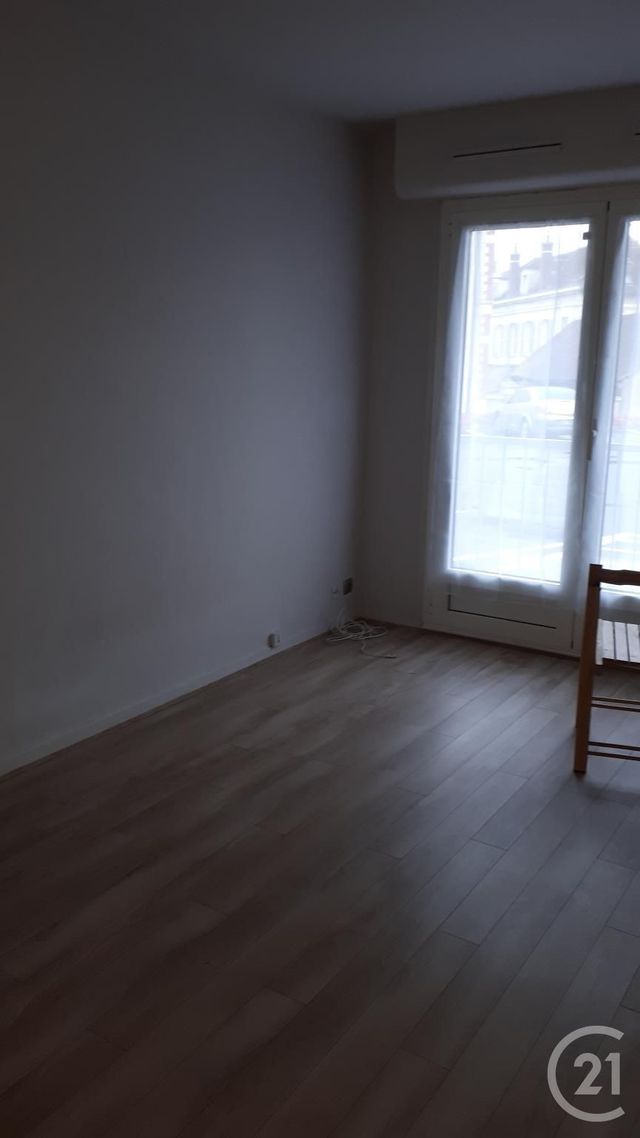 Appartement F1 &agrave; louer - 1 pi&egrave;ce - 30,90 m2 - Auxerre - 89 - BOURGOGNE