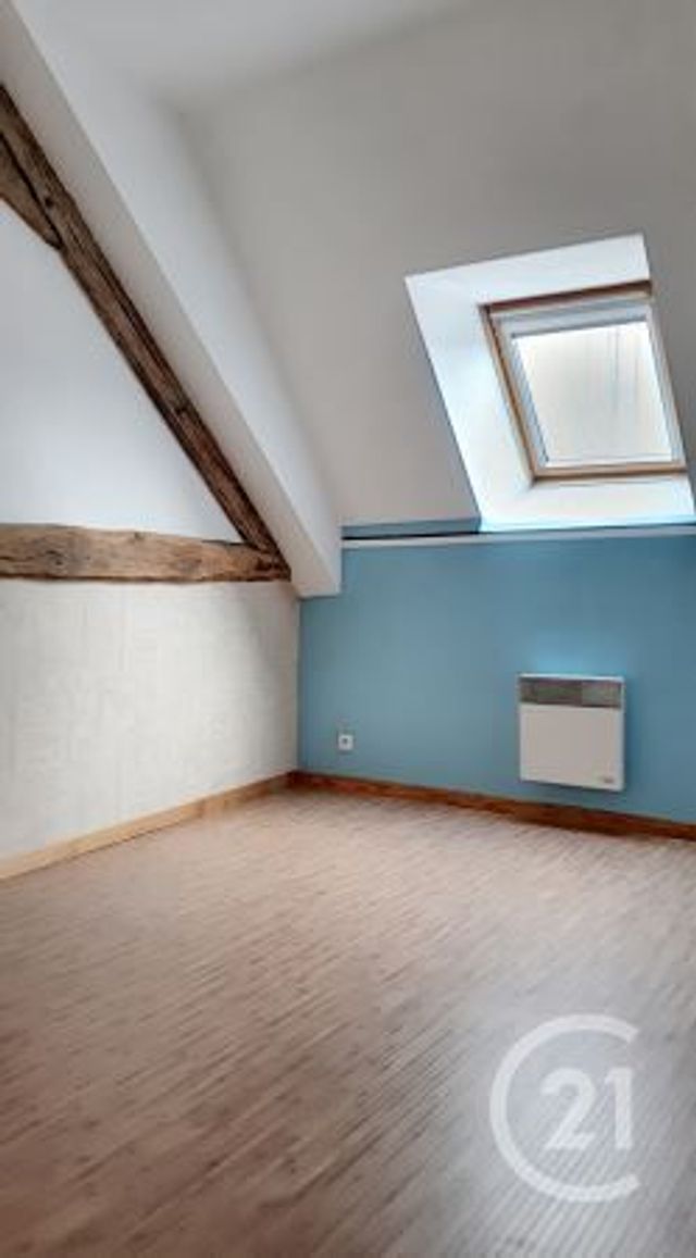Appartement T3 &agrave; louer - 3 pi&egrave;ces - 57 m2 - Auxerre - 89 - BOURGOGNE