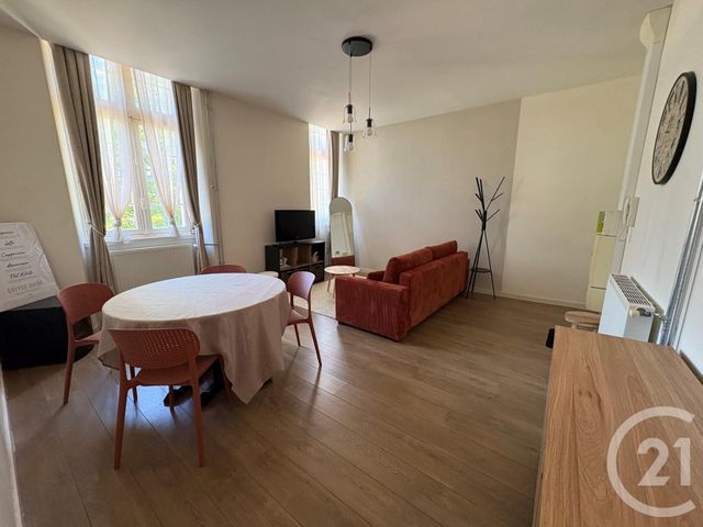 Appartement T2 &agrave; louer - 2 pi&egrave;ces - 51 m2 - Auxerre - 89 - BOURGOGNE