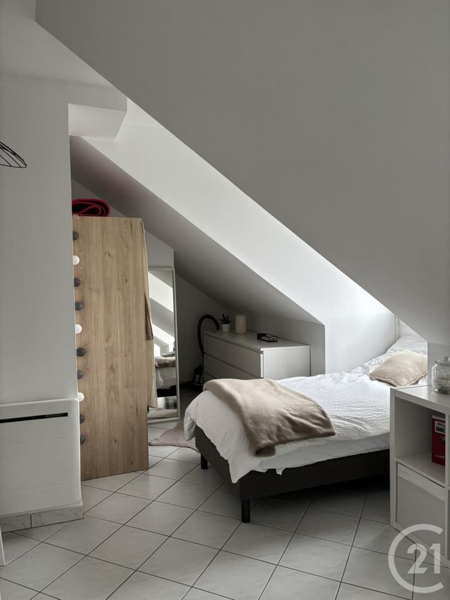 Appartement F1 &agrave; louer - 1 pi&egrave;ce - 27,40 m2 - Auxerre - 89 - BOURGOGNE