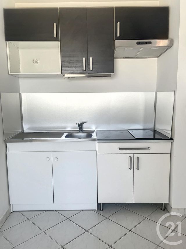 Appartement F1 &agrave; louer - 1 pi&egrave;ce - 27,40 m2 - Auxerre - 89 - BOURGOGNE