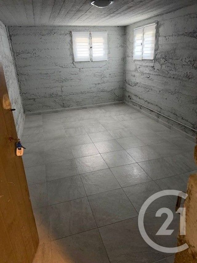 Appartement F2 &agrave; louer - 2 pi&egrave;ces - 43,76 m2 - Auxerre - 89 - BOURGOGNE