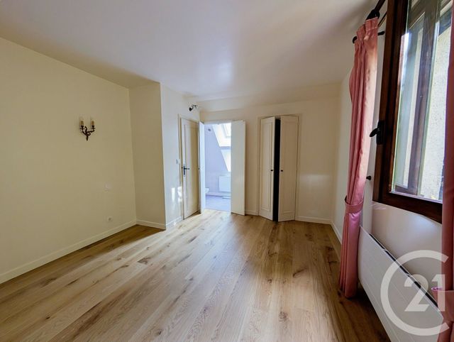 Maison à vendre - 9 pièces - 205 m2 - La Chatre - 36 - CENTRE