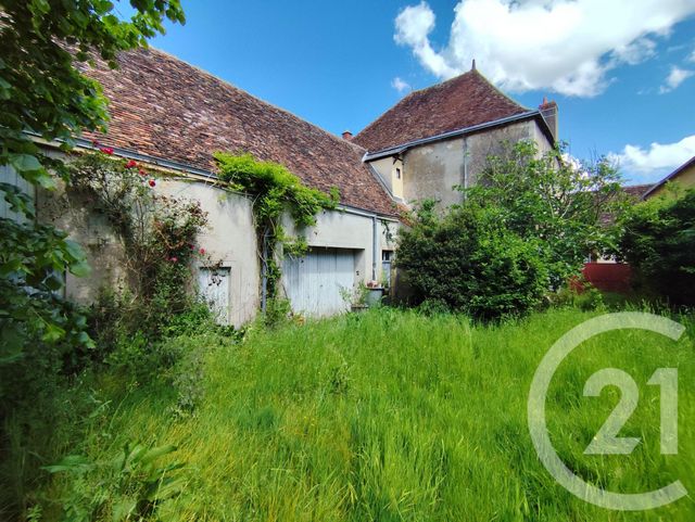 Maison à vendre - 8 pièces - 222 m2 - St Chartier - 36 - CENTRE