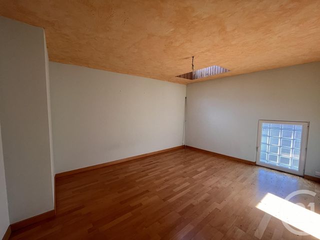 Maison à vendre - 3 pièces - 112 m2 - La Chatre - 36 - CENTRE