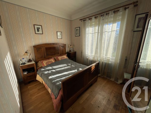 Maison &agrave; vendre - 5 pi&egrave;ces - 77 m2 - La Chatre - 36 - CENTRE