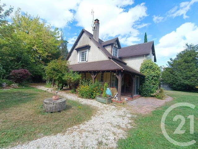 Maison à vendre - 9 pièces - 287,50 m2 - Montgivray - 36 - CENTRE