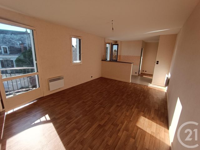 Appartement F2 à vendre - 2 pièces - 56 m2 - La Chatre - 36 - CENTRE