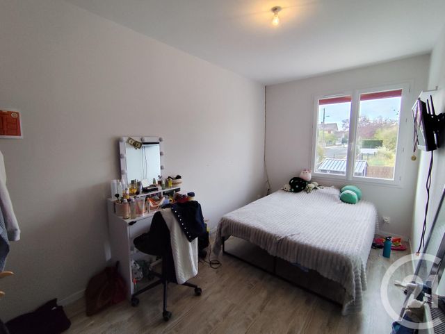 Maison &agrave; vendre - 6 pi&egrave;ces - 99,90 m2 - La Chatre - 36 - CENTRE
