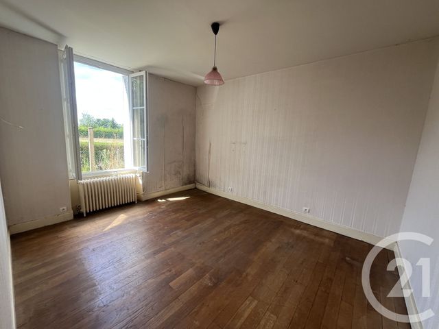 Maison à vendre - 4 pièces - 74 m2 - Feusines - 36 - CENTRE