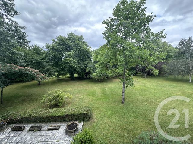 Maison à vendre - 8 pièces - 220 m2 - La Chatre - 36 - CENTRE