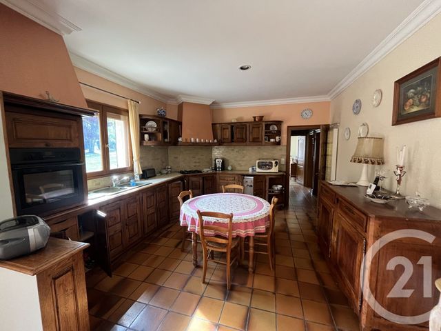 Maison à vendre - 8 pièces - 220 m2 - La Chatre - 36 - CENTRE