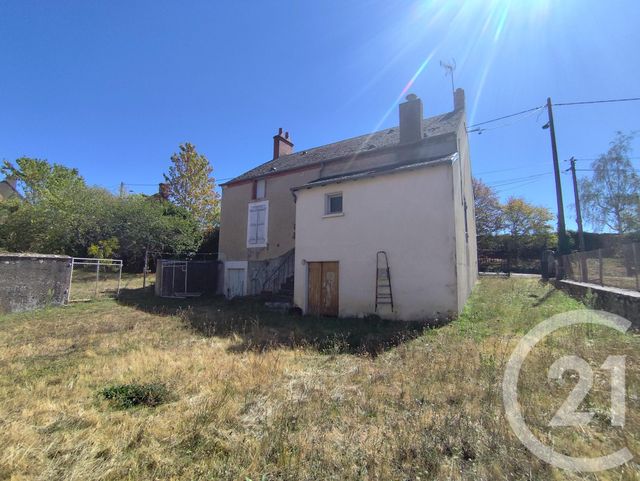 Maison &agrave; vendre - 3 pi&egrave;ces - 79,90 m2 - Chateaumeillant - 18 - CENTRE