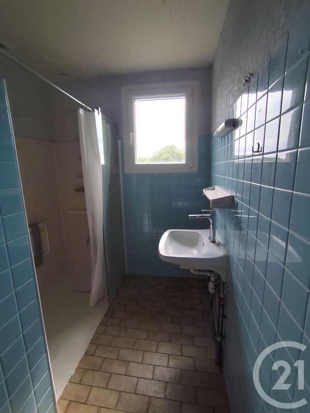 Maison à vendre - 4 pièces - 116,40 m2 - La Berthenoux - 36 - CENTRE