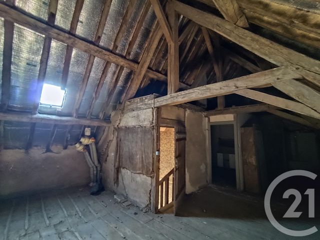 Maison &agrave; vendre - 8 pi&egrave;ces - 155 m2 - Chateaumeillant - 18 - CENTRE