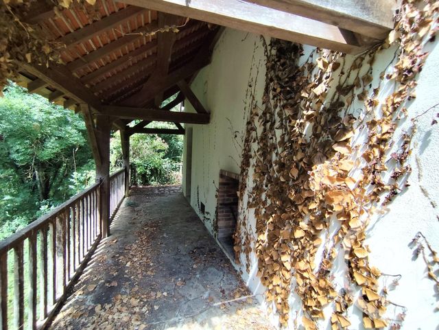 Maison à vendre - 4 pièces - 191 m2 - Sarzay - 36 - CENTRE