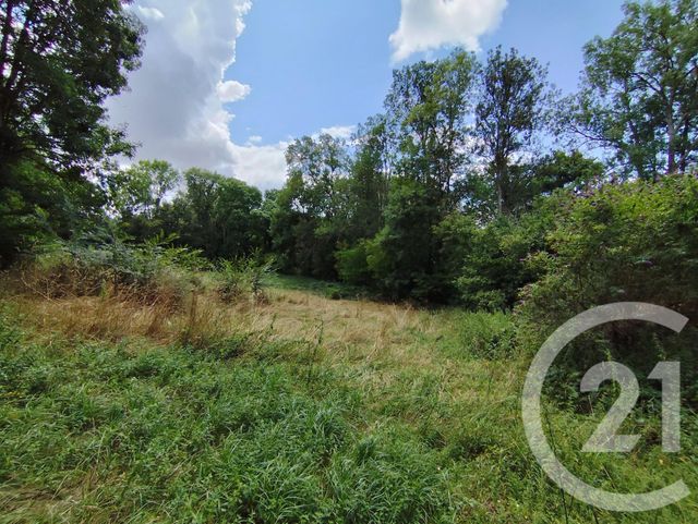 Maison à vendre - 4 pièces - 191 m2 - Sarzay - 36 - CENTRE