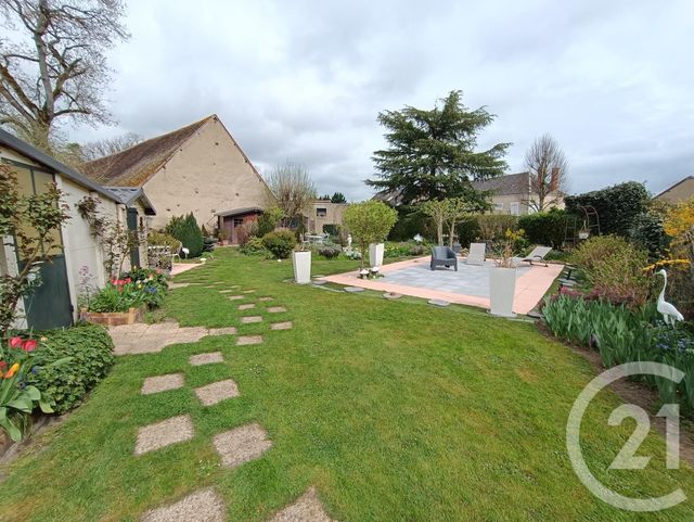 Maison à vendre - 6 pièces - 203,20 m2 - La Berthenoux - 36 - CENTRE