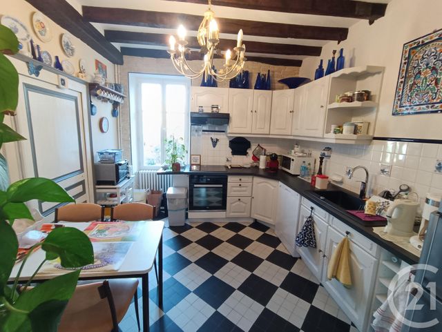 Maison à vendre - 6 pièces - 203,20 m2 - La Berthenoux - 36 - CENTRE