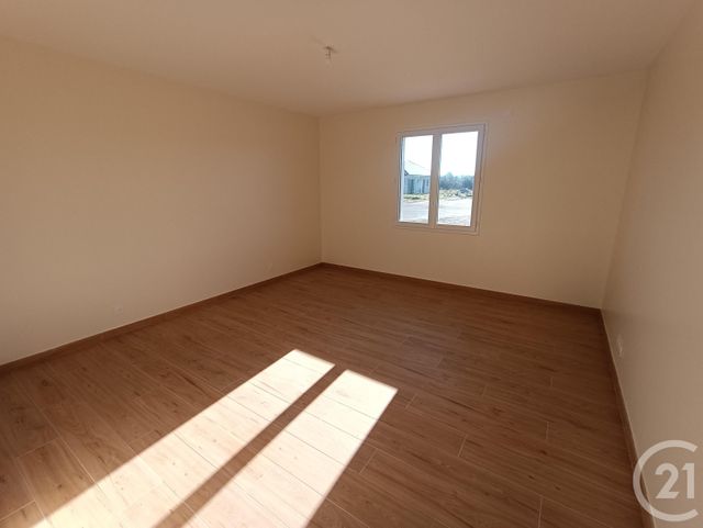 Maison à vendre - 4 pièces - 141,79 m2 - La Chatre - 36 - CENTRE