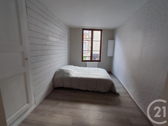 Maison à vendre - 4 pièces - 122,70 m2 - La Chatre - 36 - CENTRE