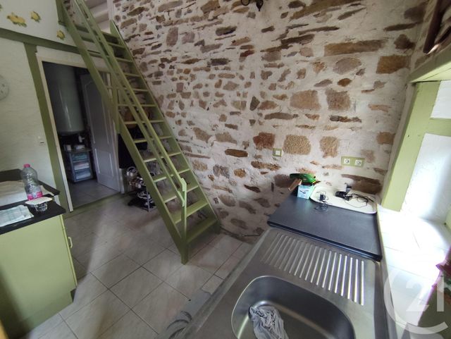 Maison à vendre - 2 pièces - 75 m2 - Crevant - 36 - CENTRE