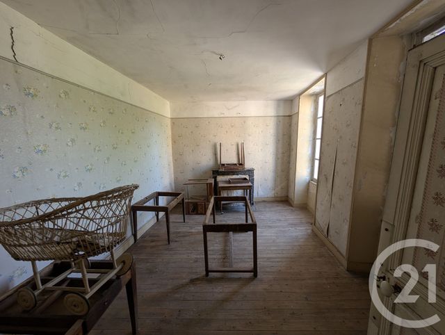 Maison à vendre - 7 pièces - 177 m2 - St Denis De Jouhet - 36 - CENTRE