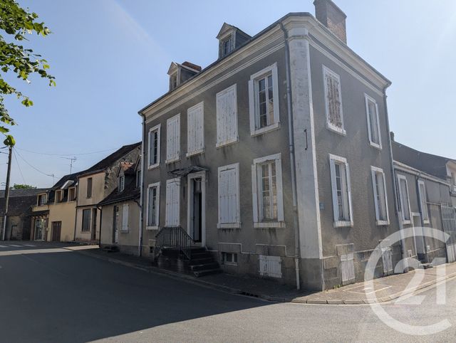 Maison à vendre - 7 pièces - 177 m2 - St Denis De Jouhet - 36 - CENTRE