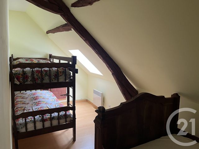 Maison à vendre - 4 pièces - 98 m2 - St Saturnin - 18 - CENTRE