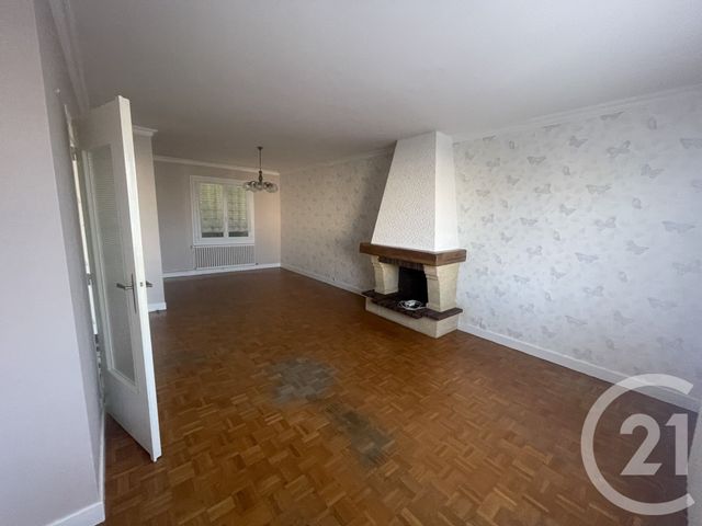 Maison &agrave; vendre - 5 pi&egrave;ces - 99,60 m2 - La Chatre - 36 - CENTRE