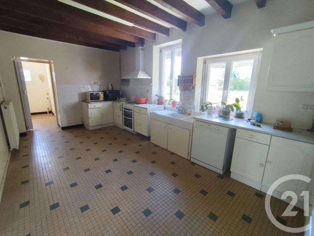 Maison &agrave; vendre - 4 pi&egrave;ces - 150,10 m2 - Thevet St Julien - 36 - CENTRE