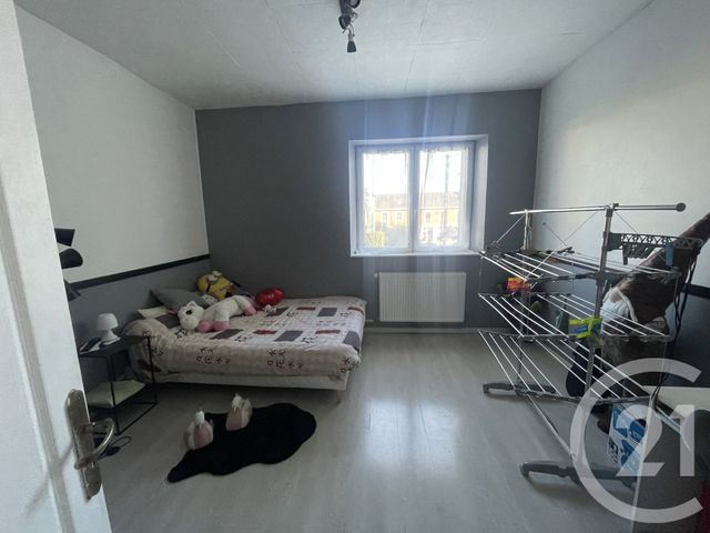 Maison à vendre - 9 pièces - 153,47 m2 - La Chatre - 36 - CENTRE