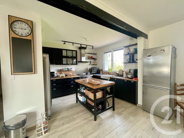 Maison &agrave; vendre - 7 pi&egrave;ces - 147 m2 - La Chatre - 36 - CENTRE