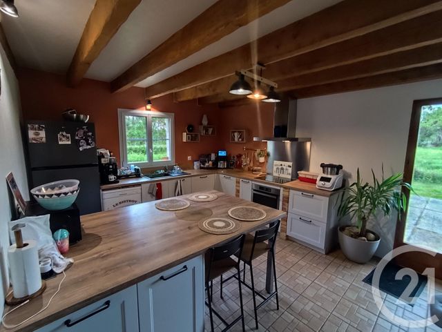 Maison &agrave; vendre - 5 pi&egrave;ces - 136,70 m2 - Thevet St Julien - 36 - CENTRE